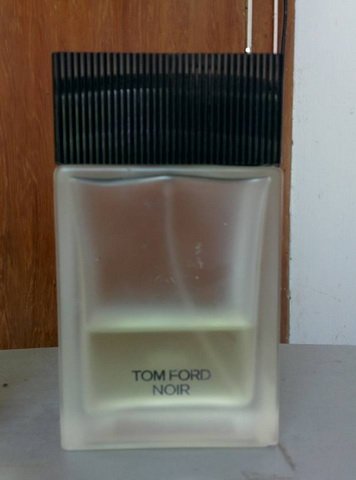 Tom ford noir 2025 de noir pantip