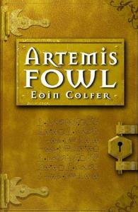Kenneth Branagh dá partida nas filmagens da franquia 'Artemis Fowl' - Quem