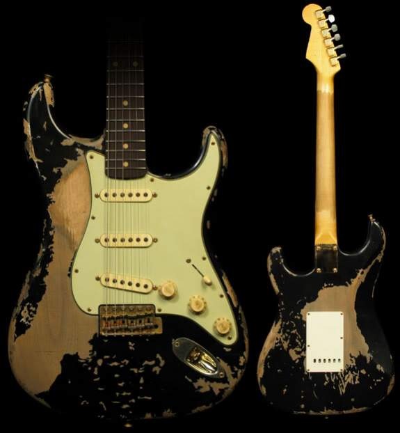 Relicกีตาร์ Fender Stratatocaster : ทำให้อะไหล่พลาสติก 'เก่า' ด้วย  'กาแฟดำ' ที่แข็งจนดื่มไม่ได้แล้ว. - Pantip