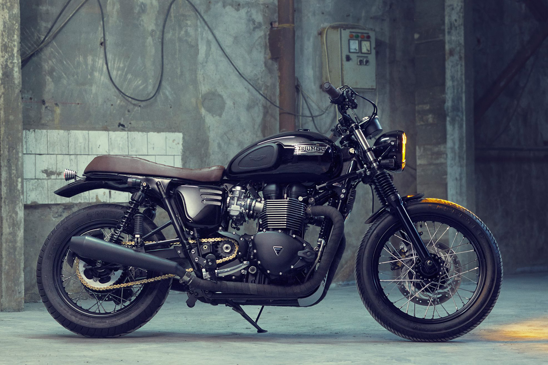 triumph street scrambler pantip