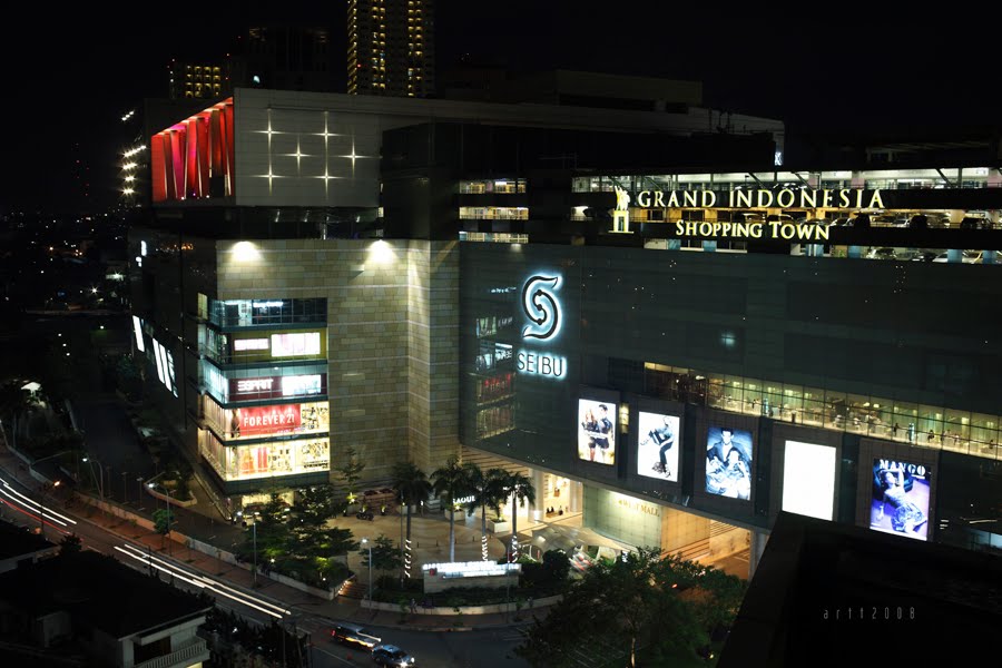 Shopping town. Grand Indonesia shopping Town.