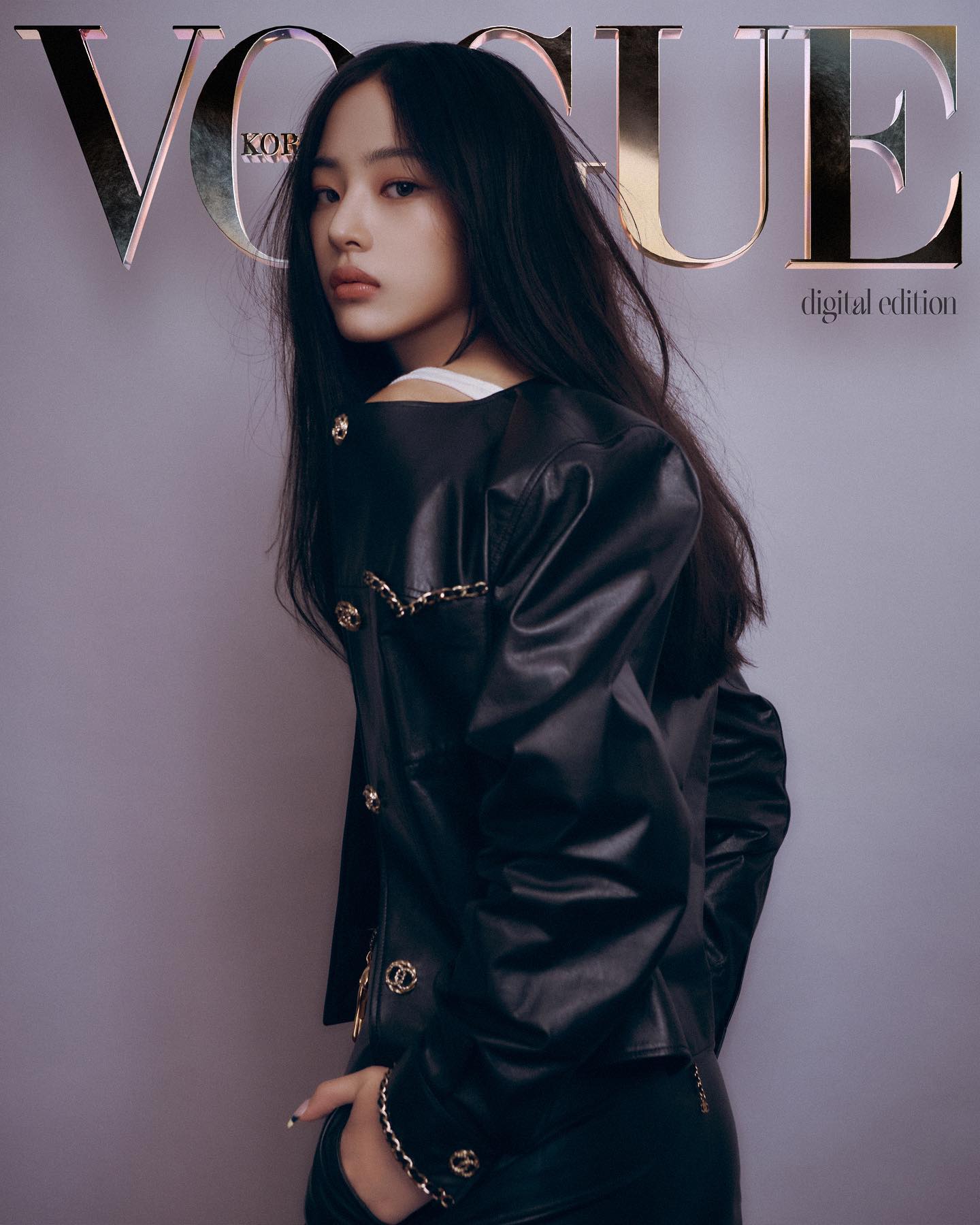 MINJI (with Chanel) for VOGUE KOREA Digital Cover - Pantip