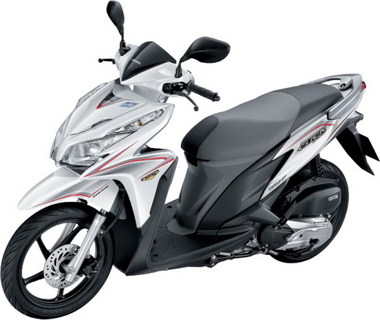 Honda Click 125i ป 13 ก บร นป 18 ต วไหนเล นกว าก นคร บแล วเร องสมรรถณะท งสองร นน ต างอย างไรบ างคร บ Pantip