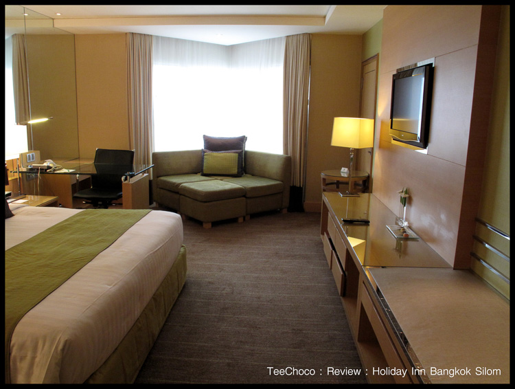 Teechoco Review Holiday Inn Bangkok Silom 1 King Bed Premier Room Pantip
