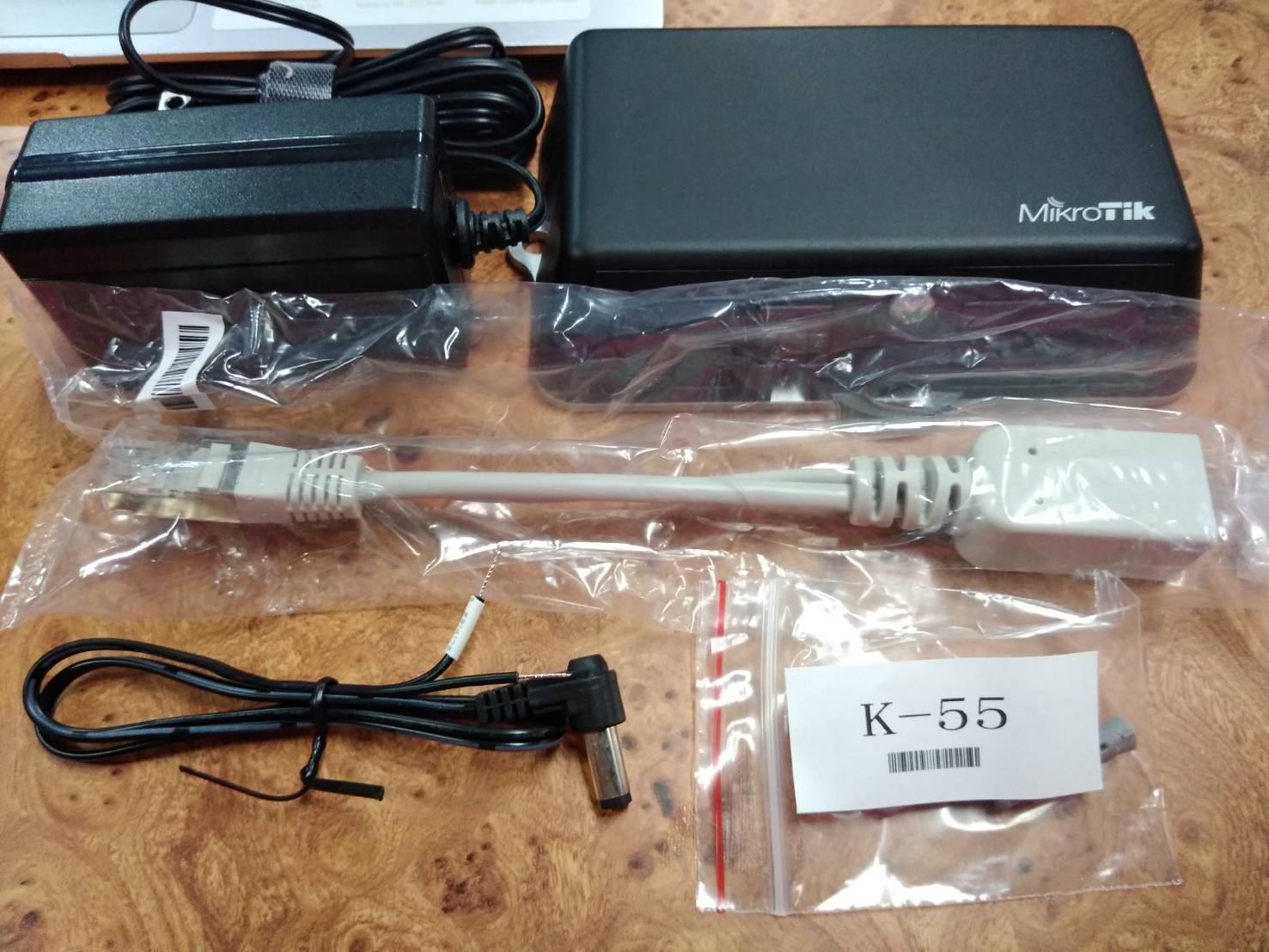 Mini lte kit. Mikrotik LTAP 4g Kit. Mikrotik LTAP LTE Kit. Автомобильный роутер с антенной Mikrotik LTAP Mini LTE Kit.