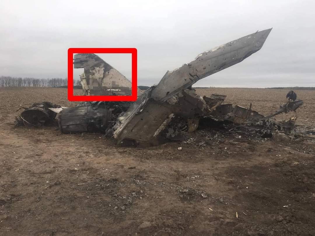 ทหารยูเครน  เผยแพร่ภาพเครื่องบินที่เพิ่ง โดน กองทัพรัสเซียสอยตก กระจาย