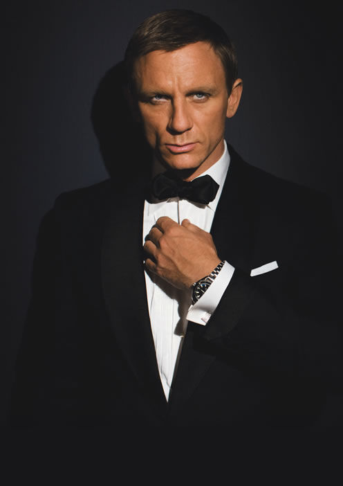 โหวตพระเอก James Bond สุดฮอตสองคนนี้ คนไหนโดนใจคุณมากกว่ากัน - Pantip