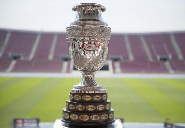 Trophy ใหม่ สำหรับแชมป์ AFC Asian Cup 2019 ===== - Pantip