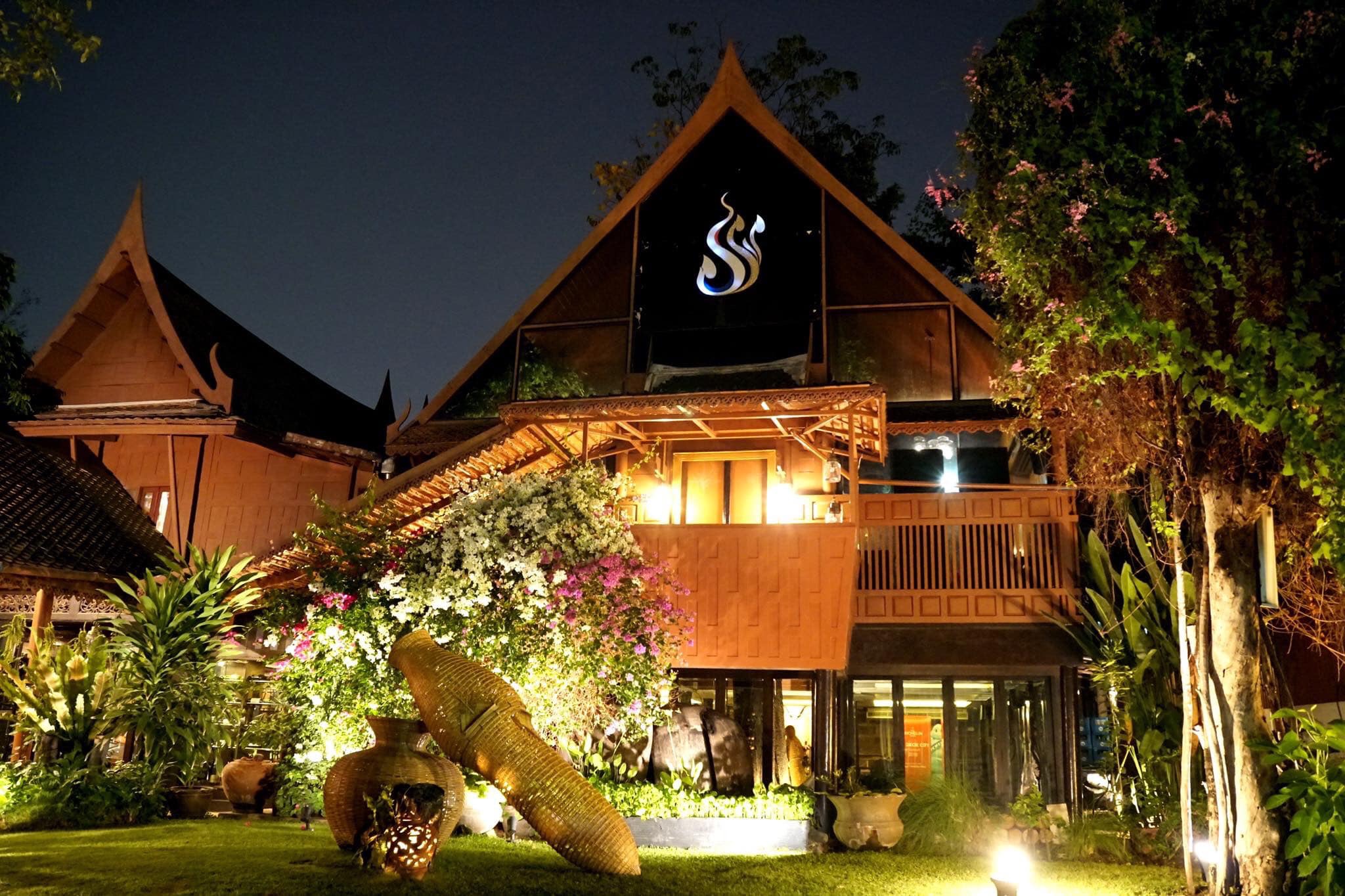 Issaya Siamese Club อ ษยา สยามม ส คล บ ร านอาหารไทยร วมสม ยของ Celebrity Chef ช อด ง By ตามล า Fine Dining Pantip