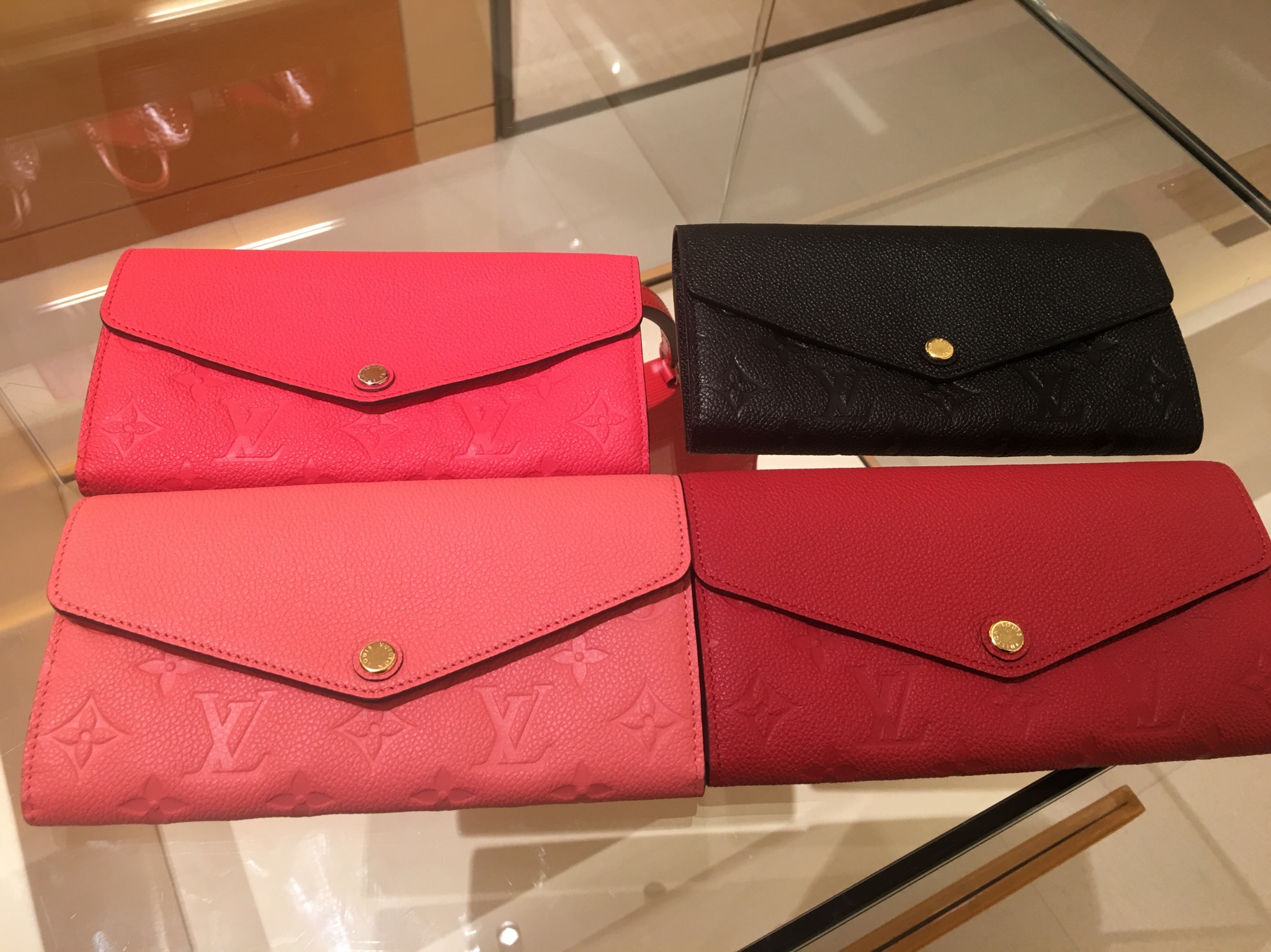 LV empreinte wallet. คุ้มค่าแก่การลงทุนไหมครับ - Pantip