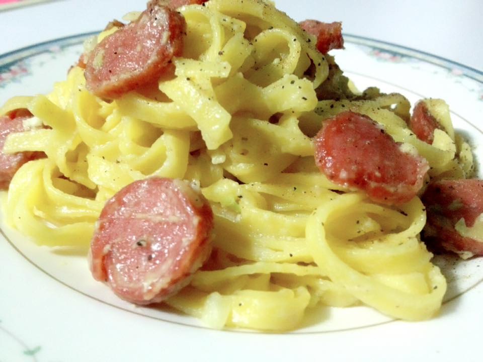 Carbonaraart Spaghetti Mit Salami — Rezepte Suchen