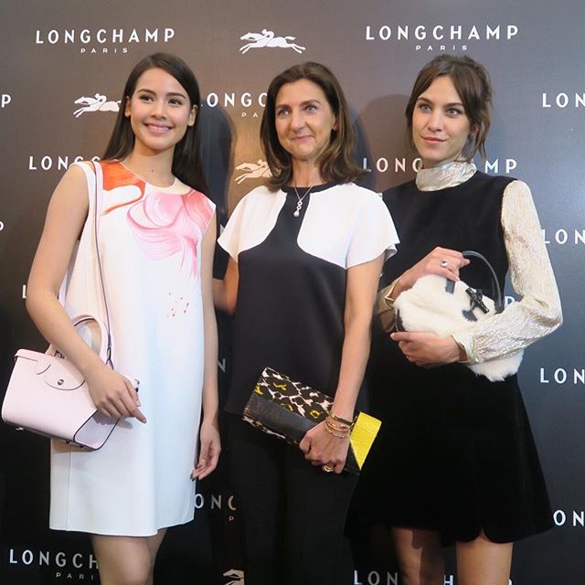 ญาญ า ปะทะ Alexa Chung น าร กส ดๆ ในงานเป ด Longchamp Flagship Store แห งแรกในไทย Pantip