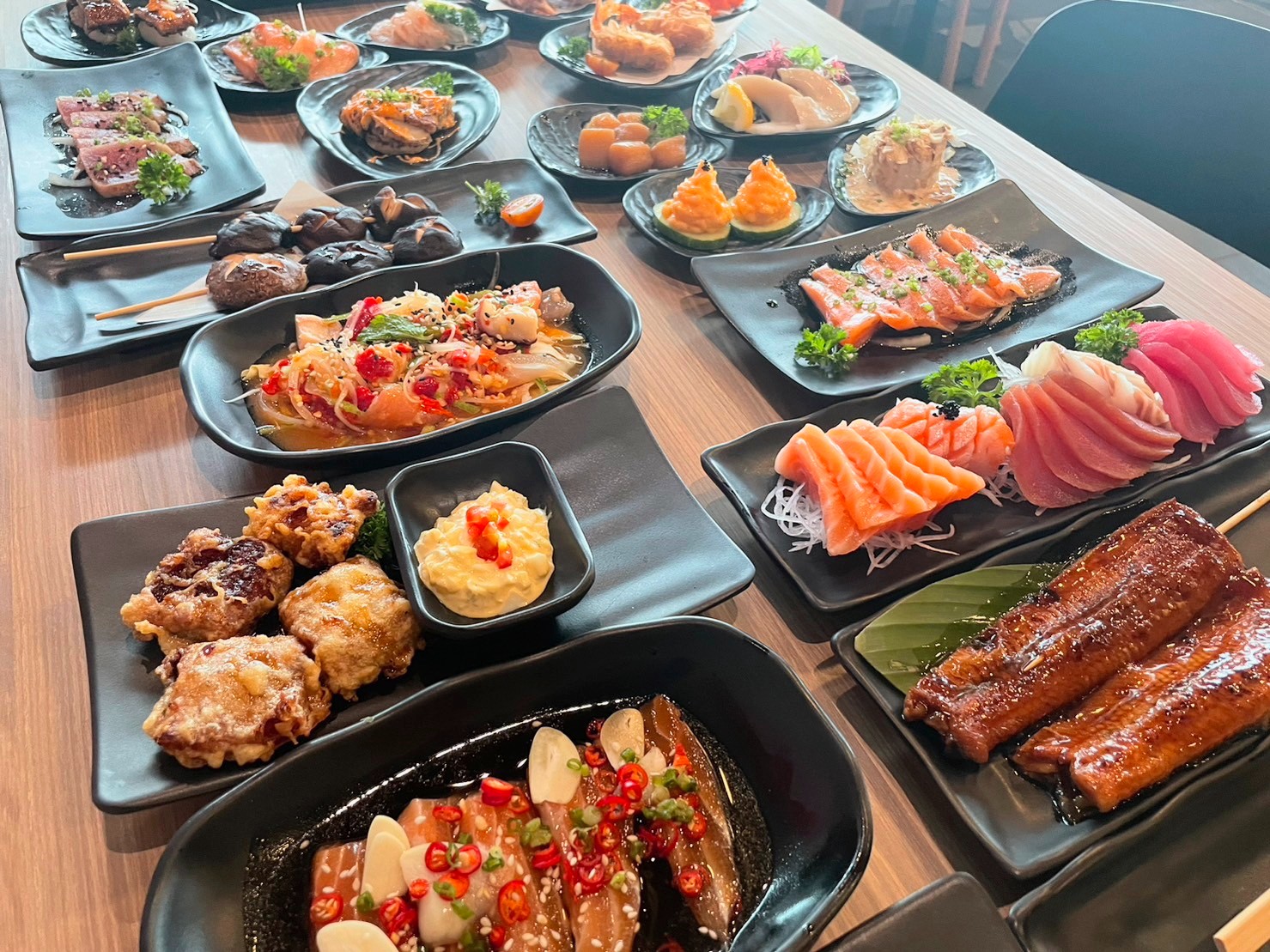 ไปลองมาแล้ว>> Tsunami sushi buffet บุฟเฟ่ต์อาหารญี่ปุ่นที่เมนูหลากหลายมากกกก - Pantip