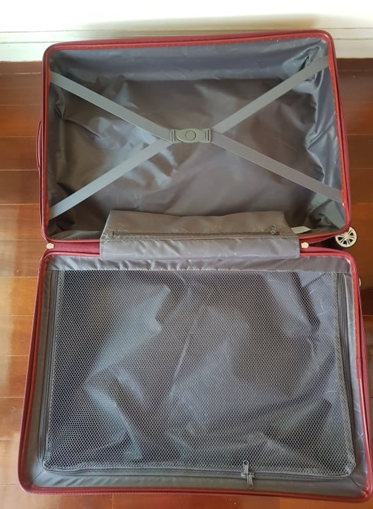 silver supreme trolley bag