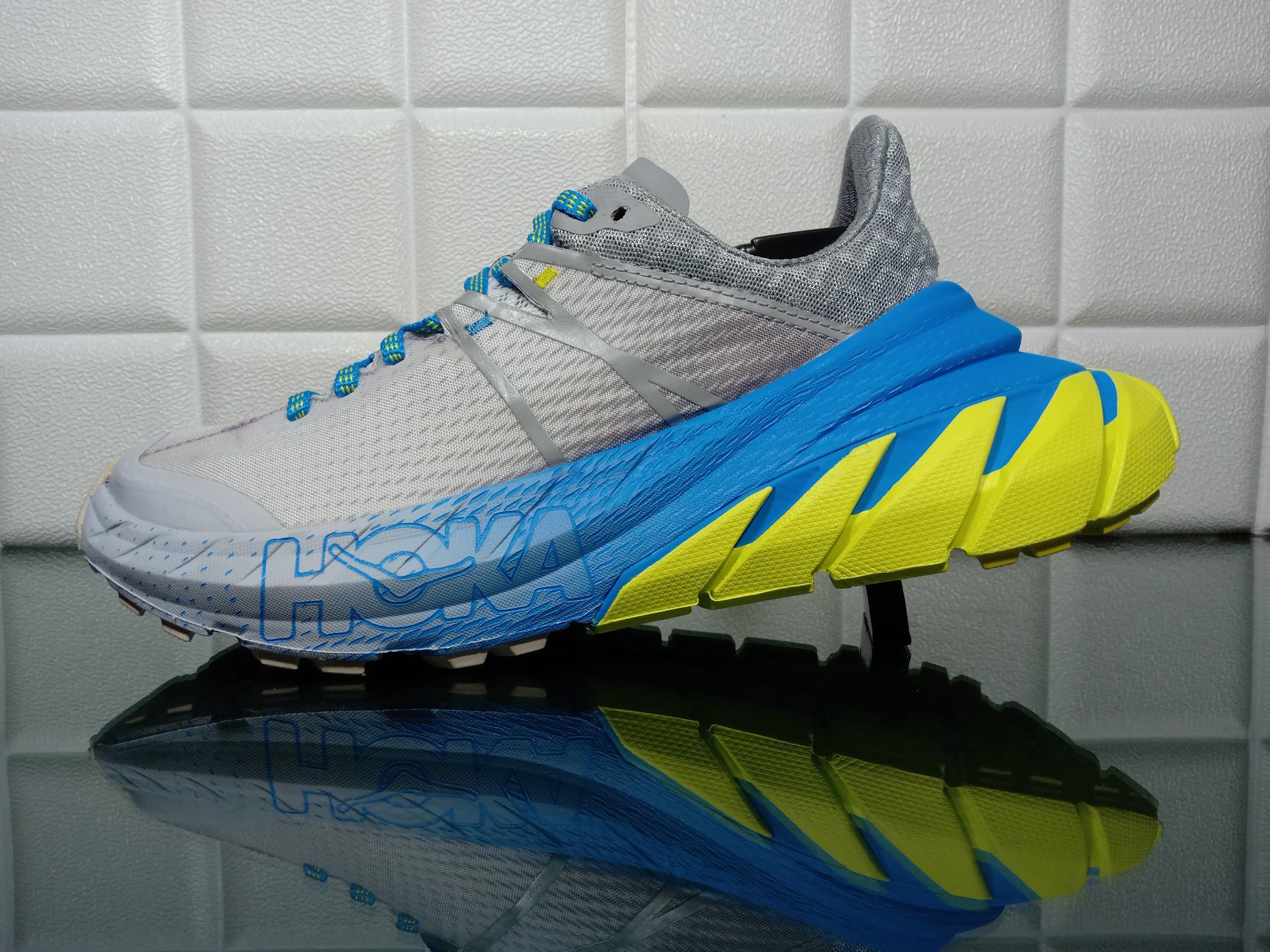 Hoka one deals one pantip