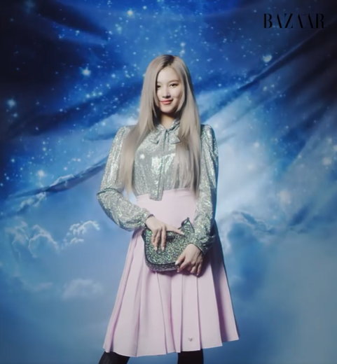 [TWICE] SANA & PRADA & Harper's BAZAAR Korea - Pantip