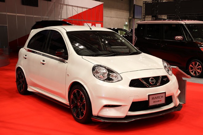 Nissan march nismo s