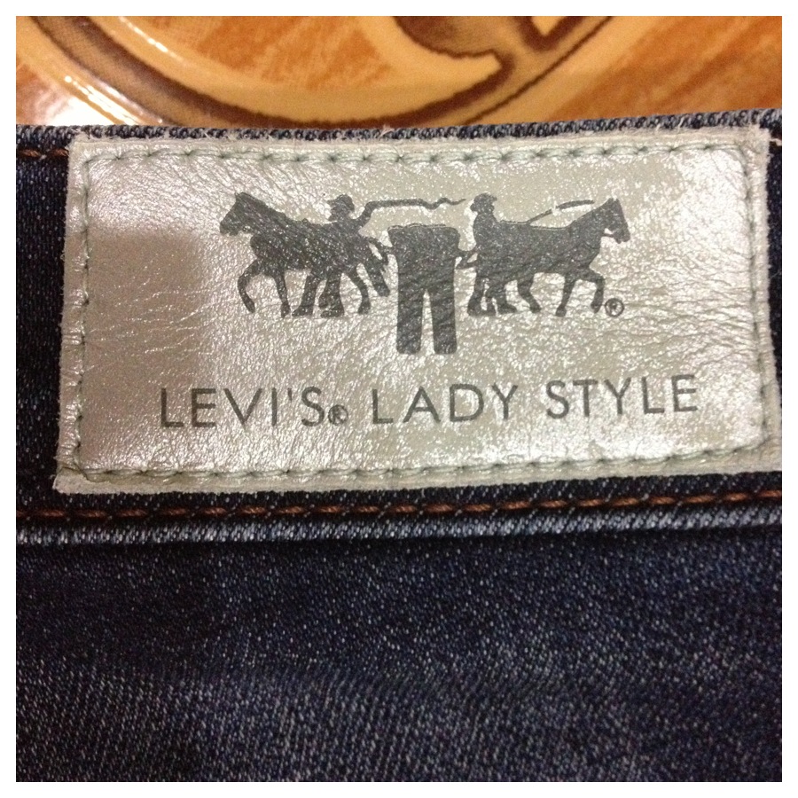 ส่งต่อ ยีนส์ Levi's Lady Style ค่ะ - Pantip