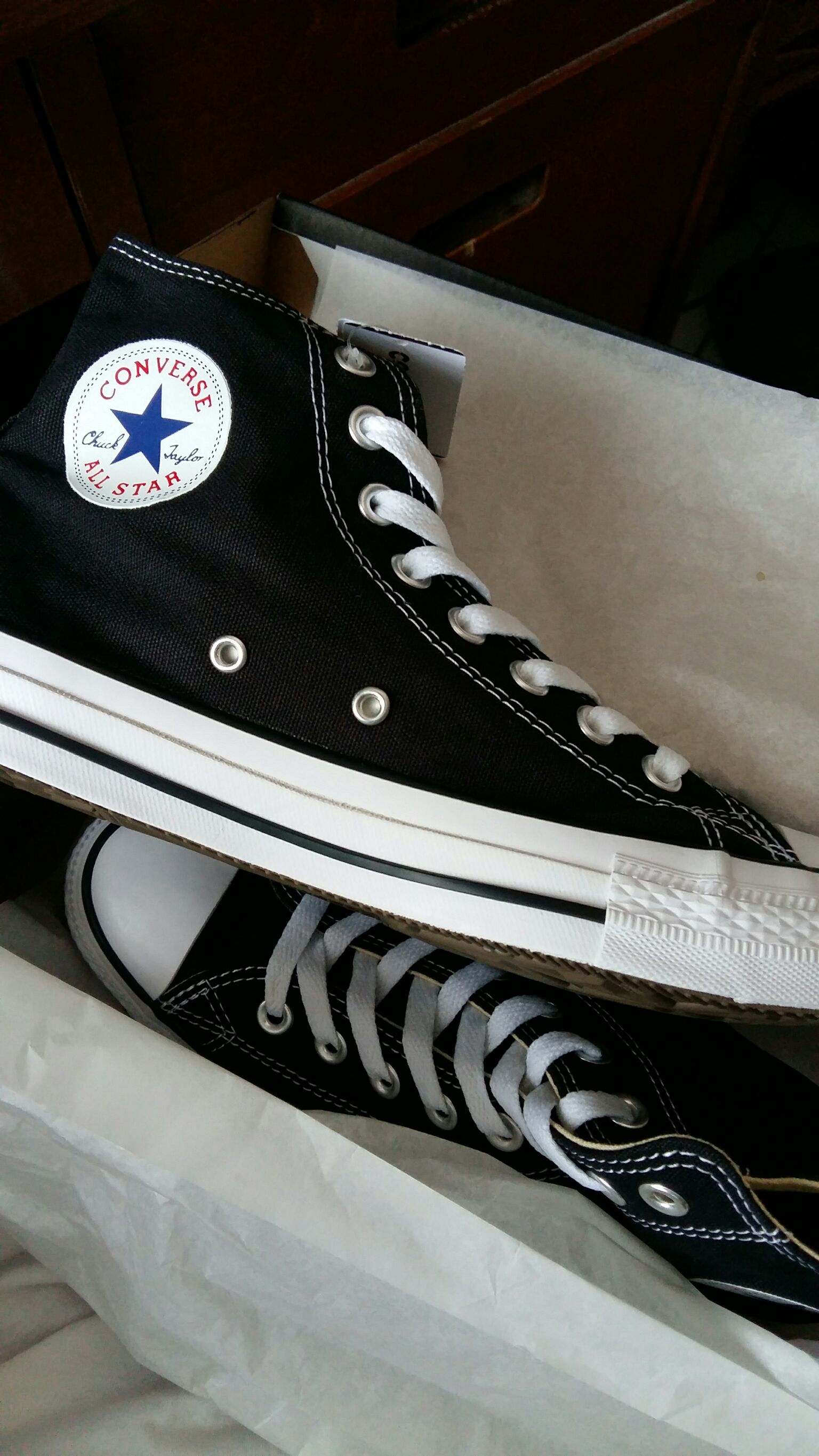 Converse chuck 2025 taylor 2 pantip