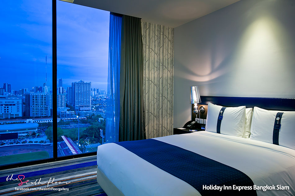 Review สะดวกสบายใจกลางกร ง Holiday Inn Express Hotel Bangkok Siam Pantip