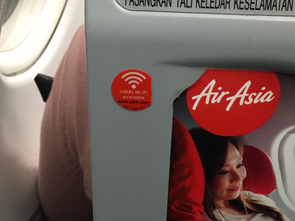 airasia onboard luggage