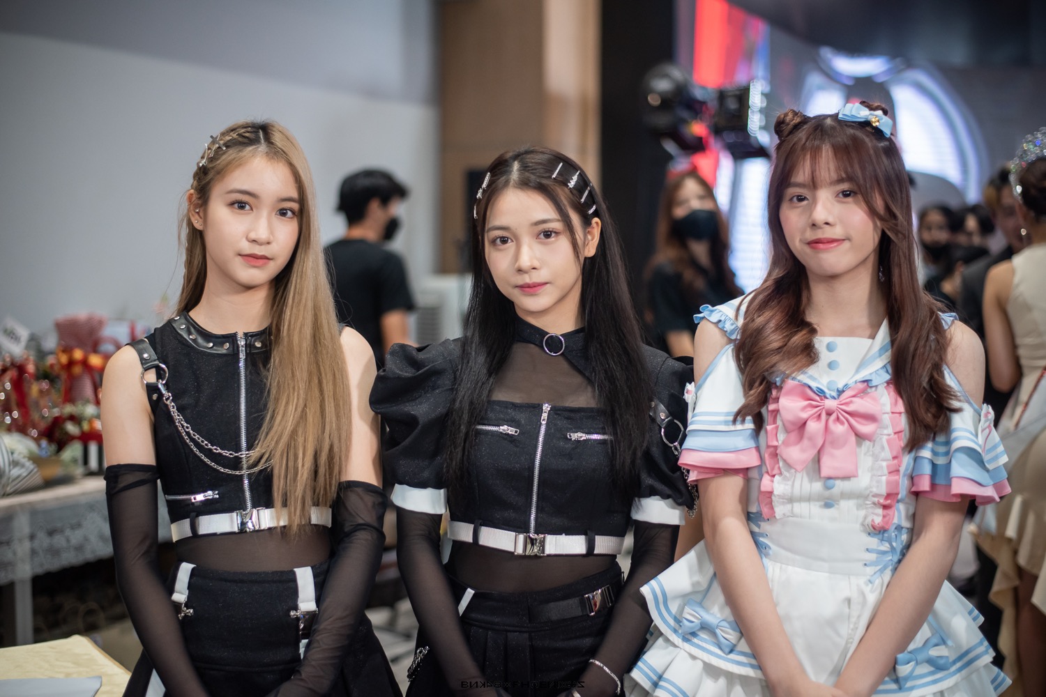 สามเสาหลัก BNK48 รุ่นที่ 3 ที่จะมารับช่วงต่อรุ่นพี่ ในอนาคต - Pantip