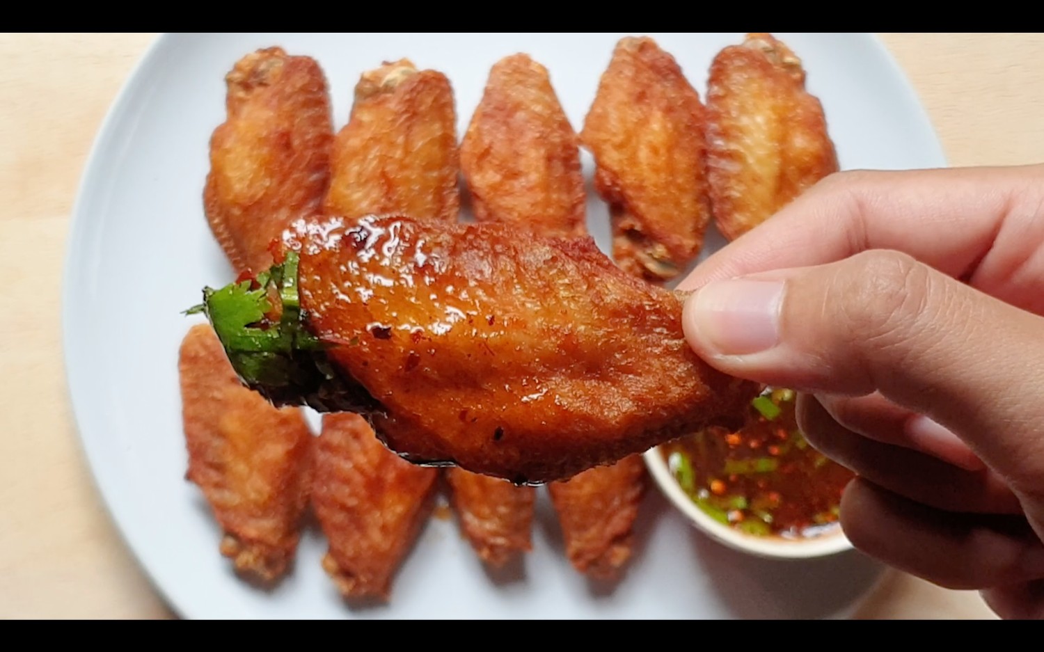 ปีกไก่ทอดน้ำปลา เมนูทำง่าย เครื่องปรุงน้อย อร่อยยกนิ้ว - Mai's Kitchen - Pantip
