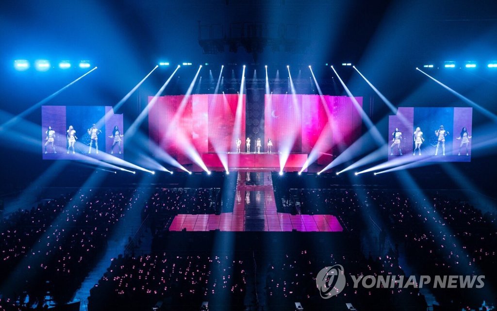 สรุปภาพบรรยากาศ BLACKPINK [IN YOUR AREA] Seoul Concert วันแรก Pantip