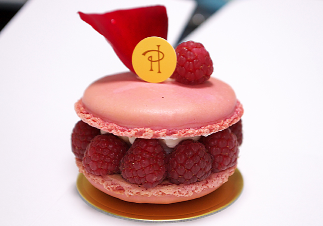 Ispahan Macaron Pierre Herme