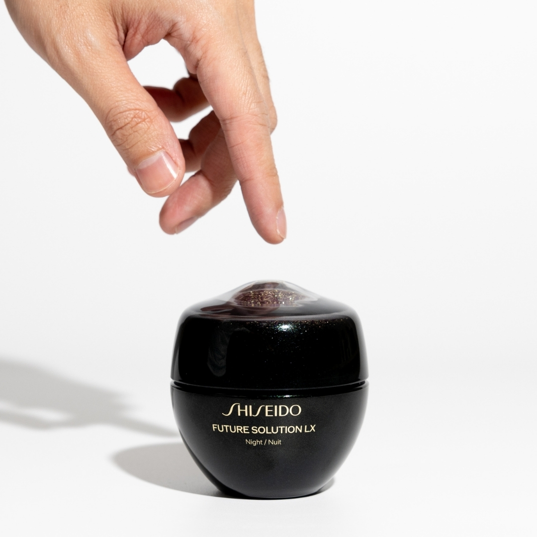 ที่สุดของการบำรุงผิว SHISEIDO FUTURE SOLUTION LX TOTAL REGENERATING CREAM - 