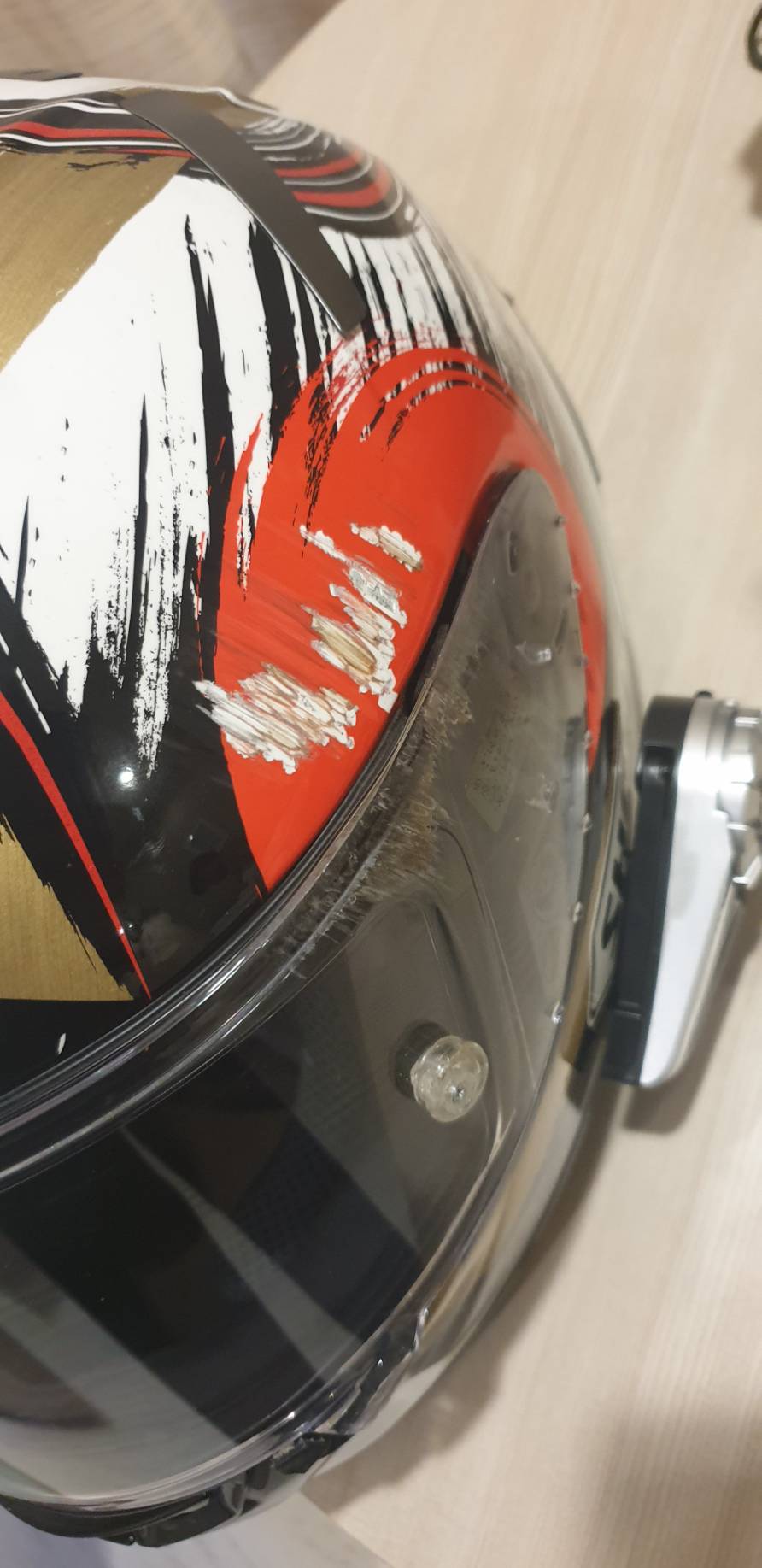 หมวกกันน๊อคระหว่าง shoei arai htc 