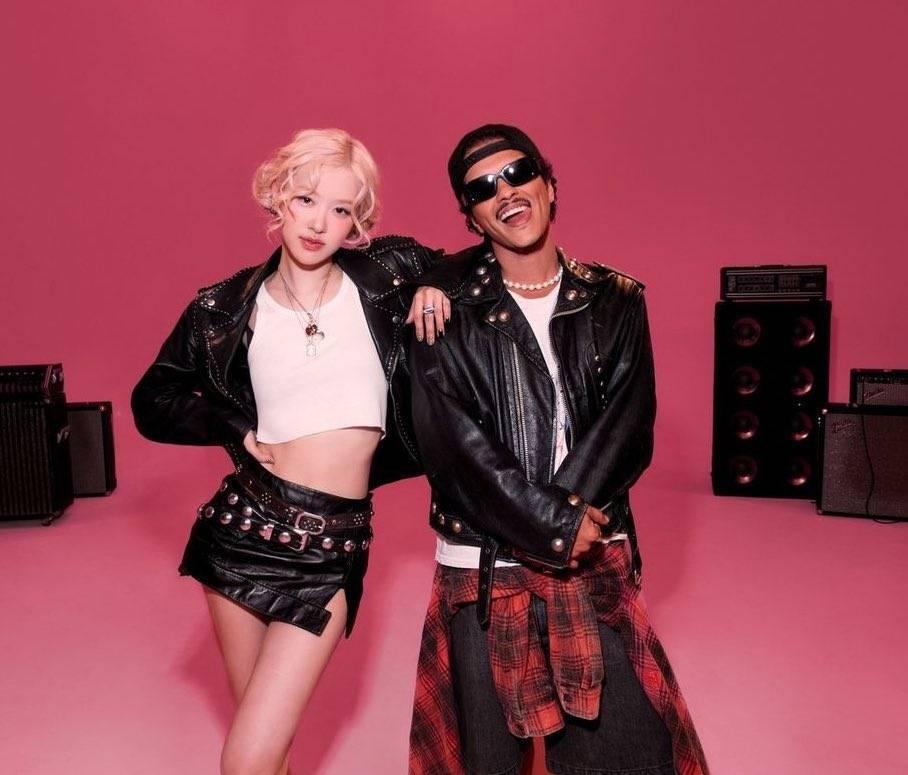 APT. โดย ROSÉ (with Bruno Mars) กลายเป็นเพลงเปิดตัวที่ยอดสตรีมสูงที่สุดสำหรับศิลปินหญิงเดี่ยว K-POP - 