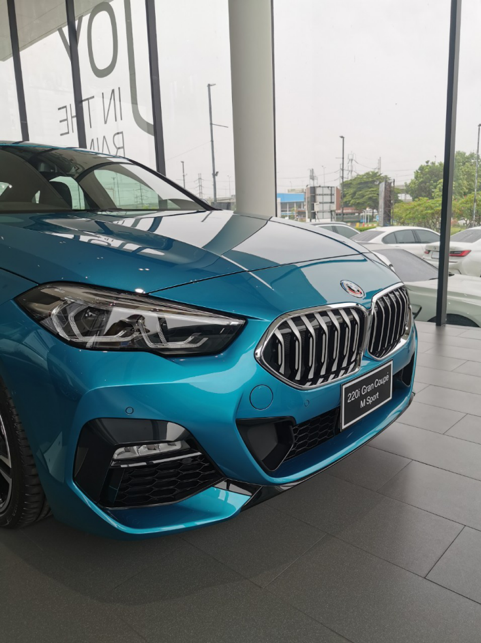 เมื่อสาวกค่ายBโดนเพื่อนป้ายยาชวนไปดู BMW กันที่โชว์รูมอมรเพรสทิจรังสิต ...