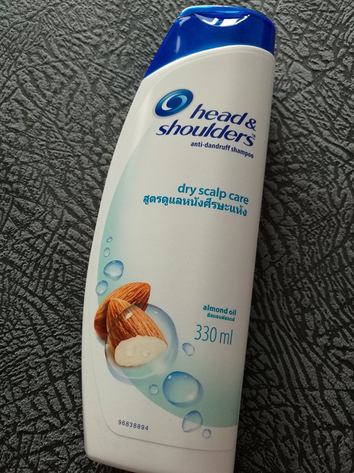 หนังศรีษะลอก เหมือนรังแค ลองใช้ Head&Shoulders สูตร Almond Oil  ดูชีวิตเปลี่ยนครับ - Pantip