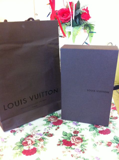 ขายกระเป๋าสตางค์ Louis Vuitton Monogram Porte Valeurs Wallet ของแท้แน่นอน มีใบเสร็จ - Pantip