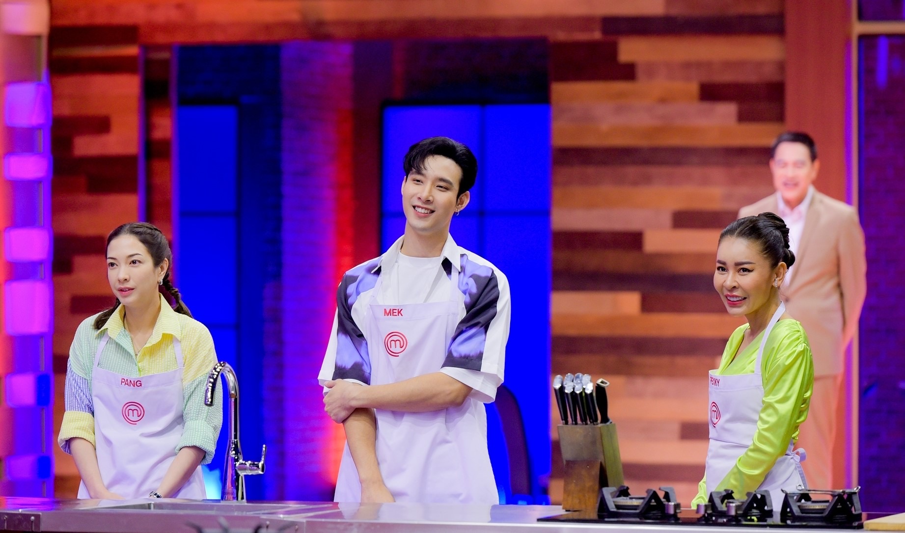 MasterChef Celebrity ใส่กันไฟแลบ!! ชิงตั๋วรอบรองชนะเลิศ - Pantip