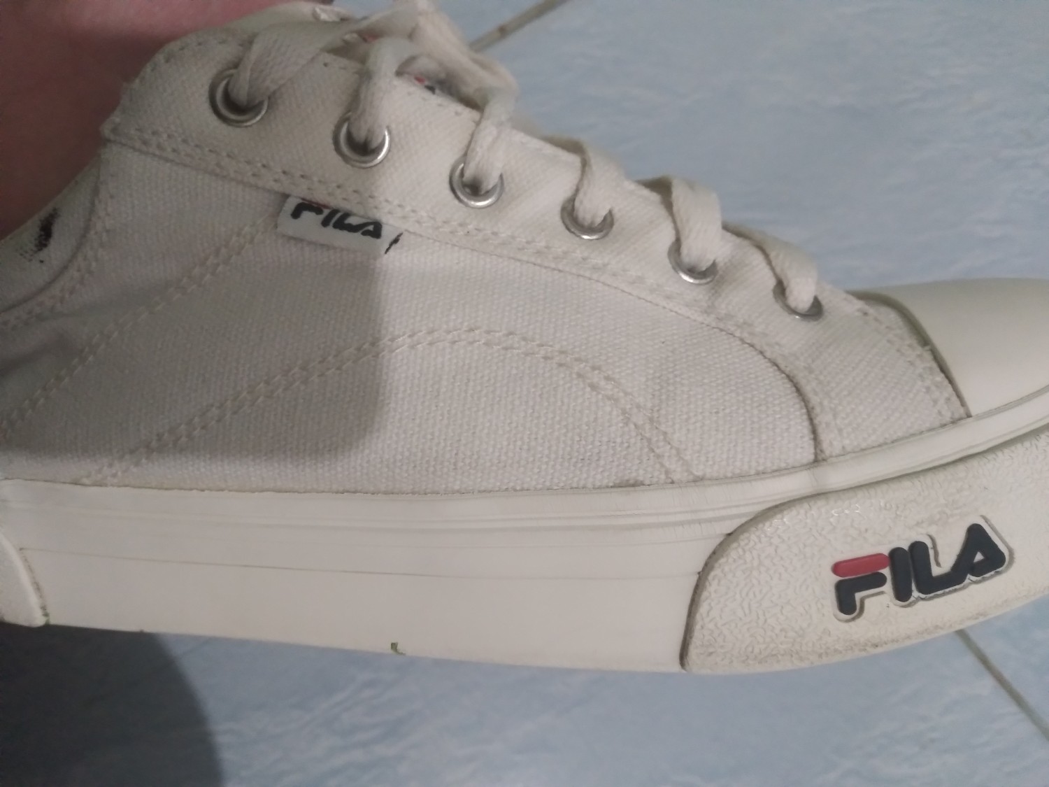 Fila ray deals pantip