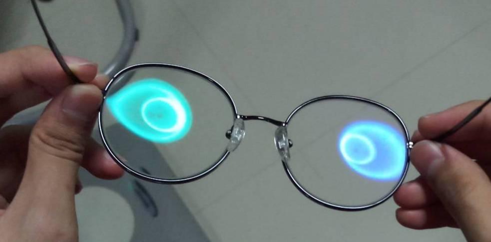 เลนส์แว่นกรองแสงคนละ Spectrum - Pantip