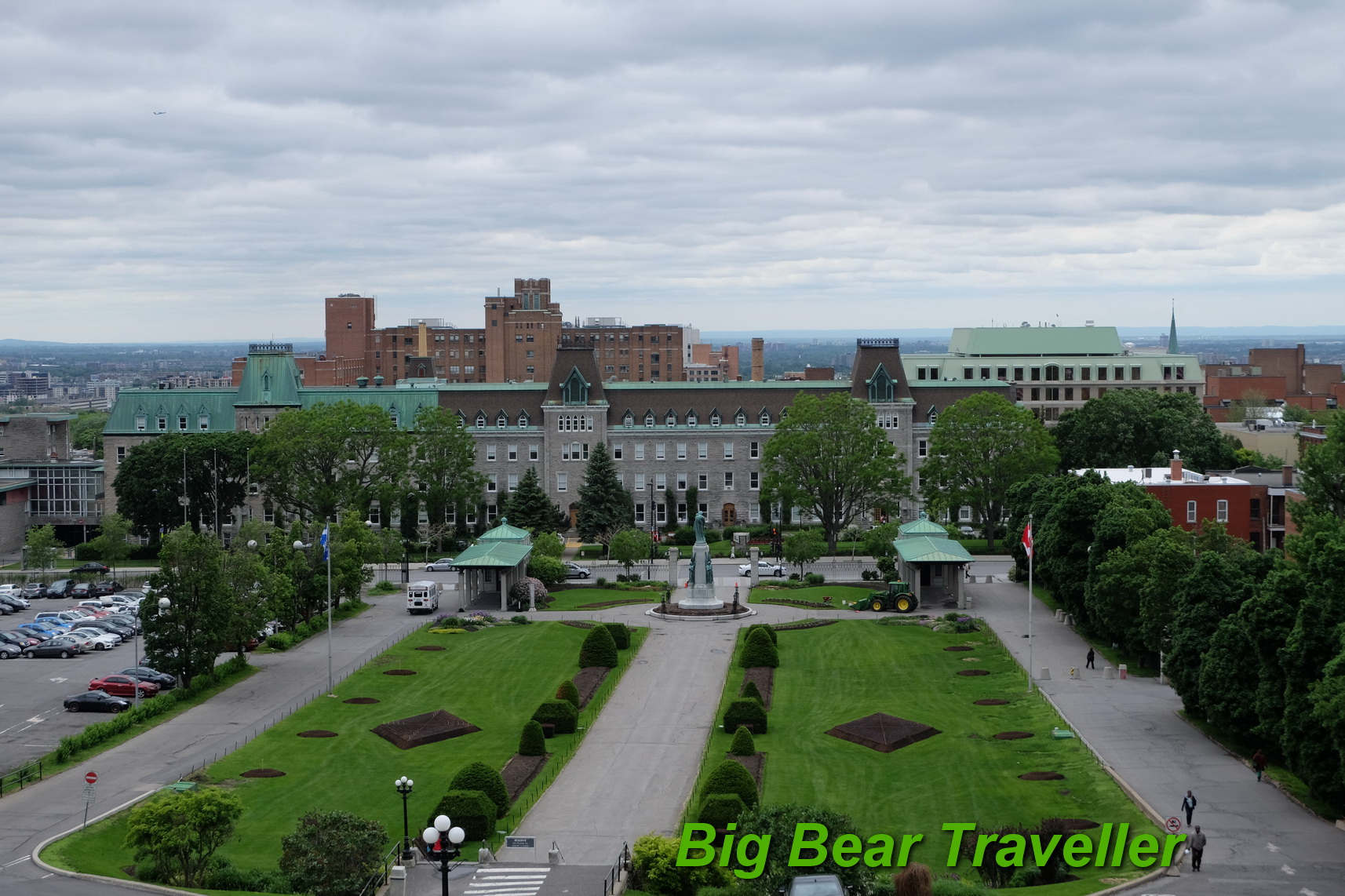 ผลการค้นหารูปภาพสำหรับ Saint Joseph's Oratory และเมืองมอนทรีออล (Montreal)